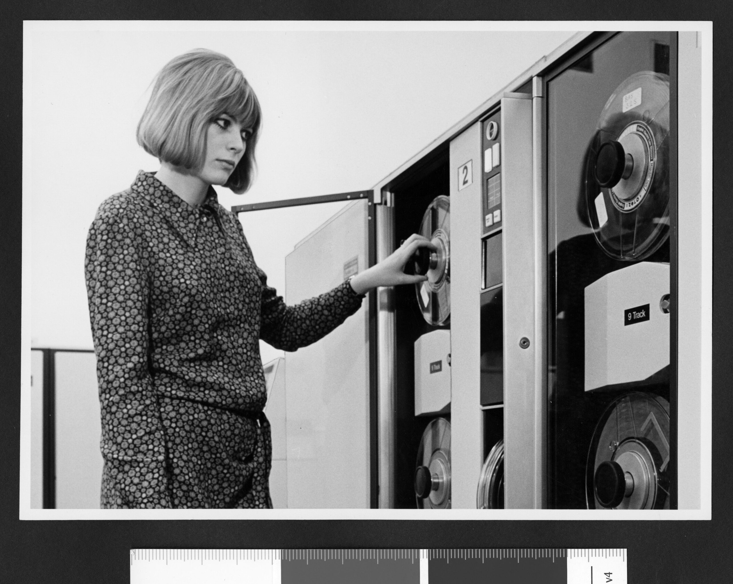 Using the ICL 4-50 computer, 1967-79