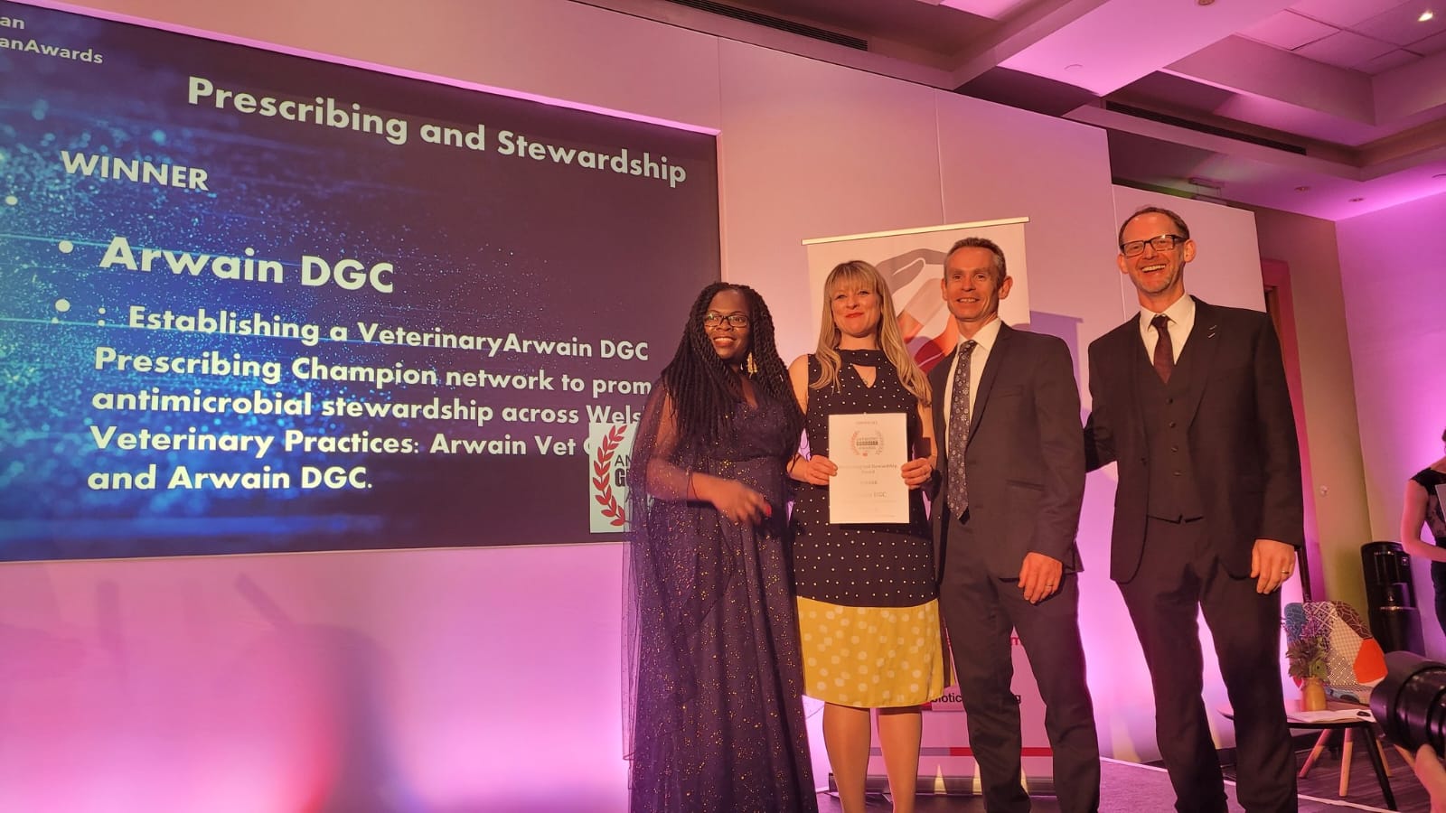 Arwain DGC wins Antibiotic Guardian 2022 Awards, supported by GW4 AMR Alliance researchers